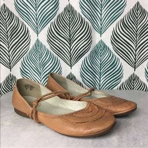 Palladium tan camel Mary Jane ballet flats
